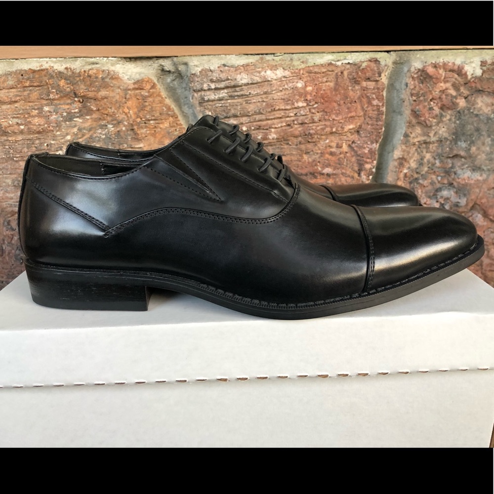 NEW  Unlisted by Kenneth Cole Half Lace-Up Oxfords - Picture 6 of 11